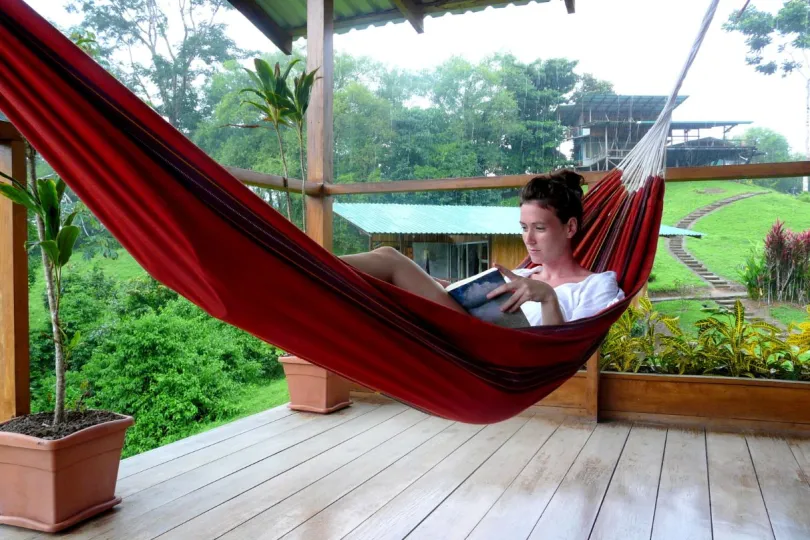 Costa Rica vakantie relaxen in een hangmat in Corcovado