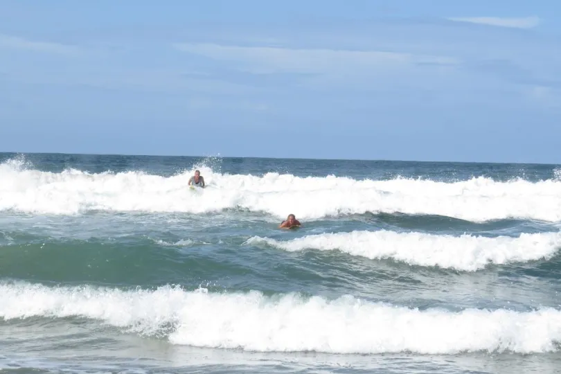 Familiereis Costa Rica surfen