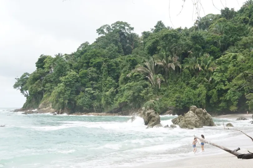 Autorondreis Costa Rica strand en zee