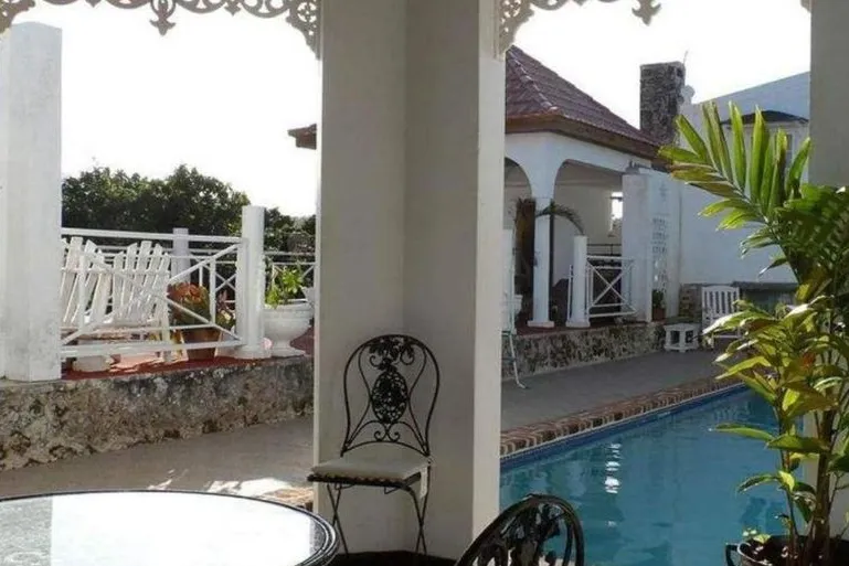 Jamaica hotels Brittonville