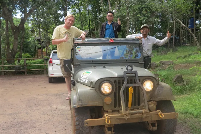Laos excursie - jeep Bolaven
