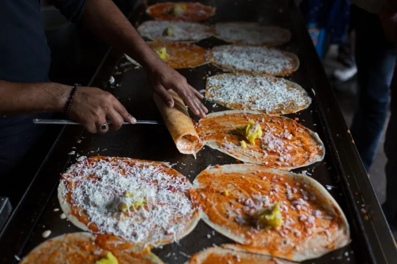 Vegetarisch eten in India Paneer Butter Masala Dosa