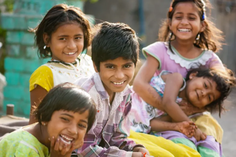 Familiereis India lokale kinderen