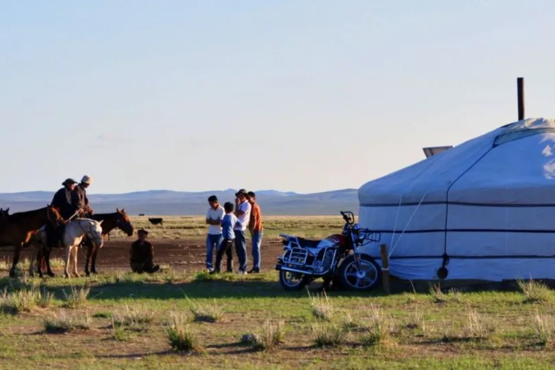 Mongoolse tenten Gurvanbulag gerkamp