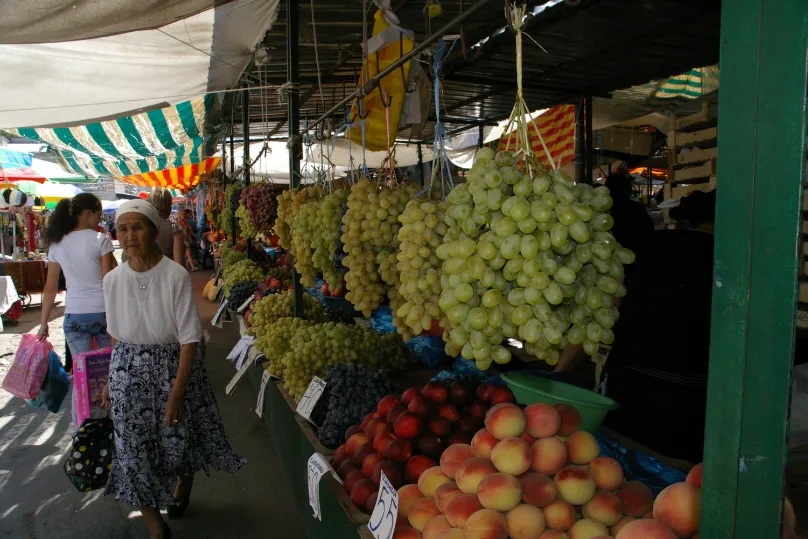 Kirgizië Bishkek Basar