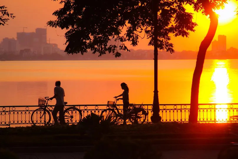 Vietnam Hanoi Lake West zonsondergang