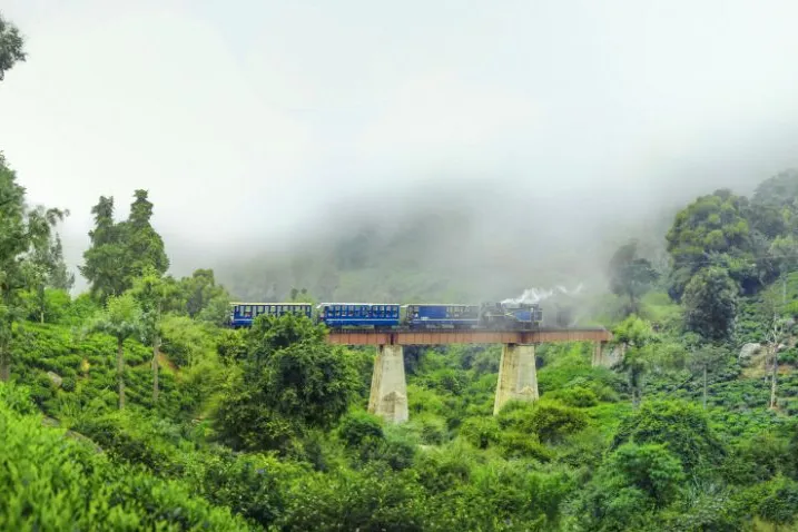 India trein Tamil
