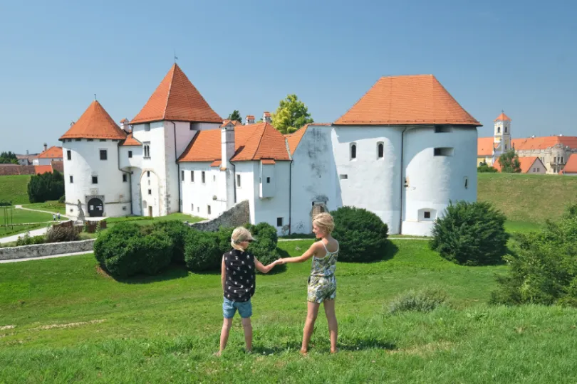 kinderen en kasteel