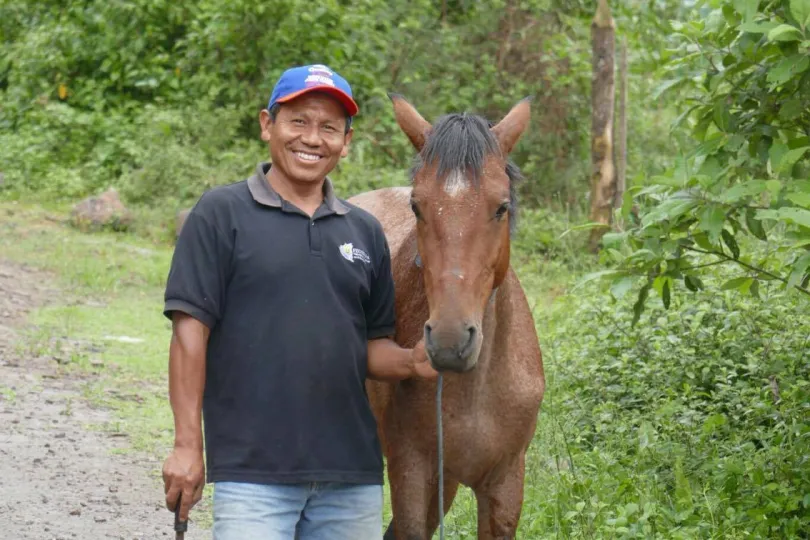 Nicaragua tips lokaal contact Agustín met paard