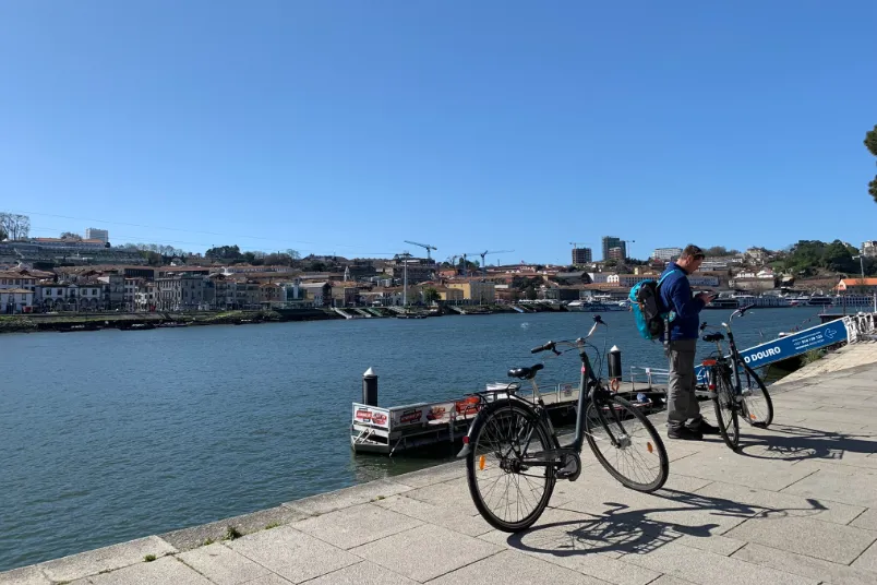 Fietsen door Porto