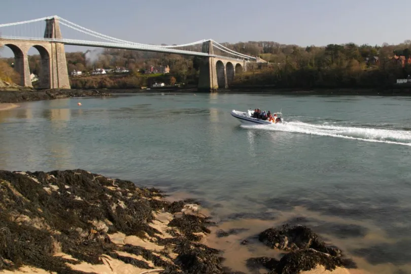Noord-Wales powerboat Menai