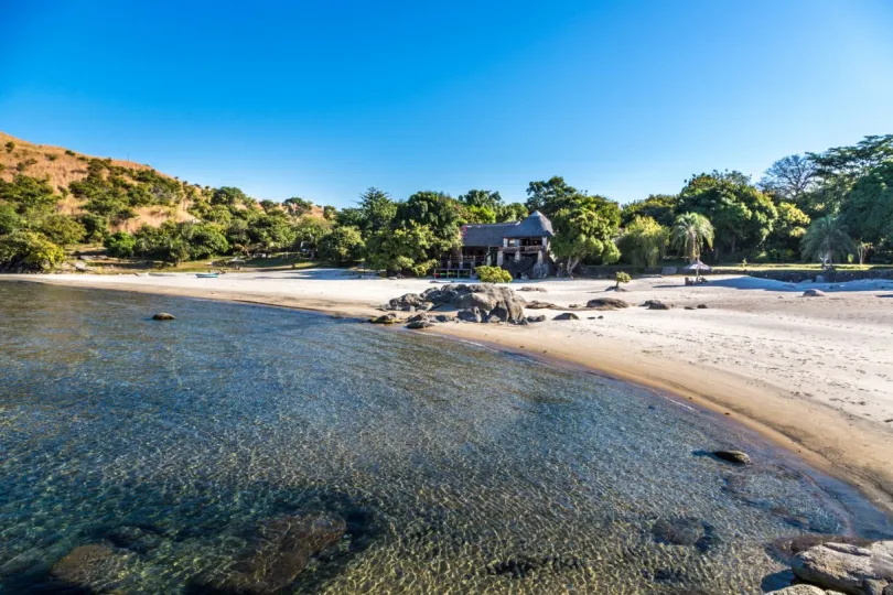 Nkhakta Bay Malawi strand