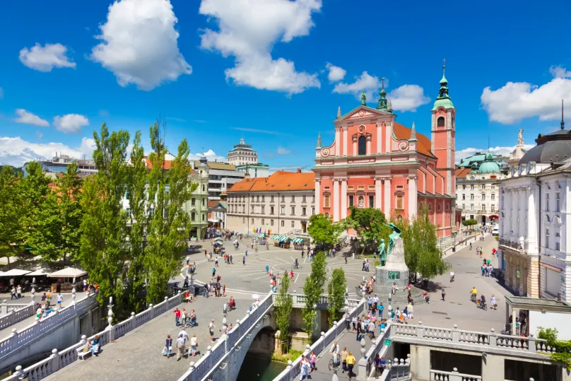 Ljubljana Triple Bridge Slovenië bestemmingsinfo