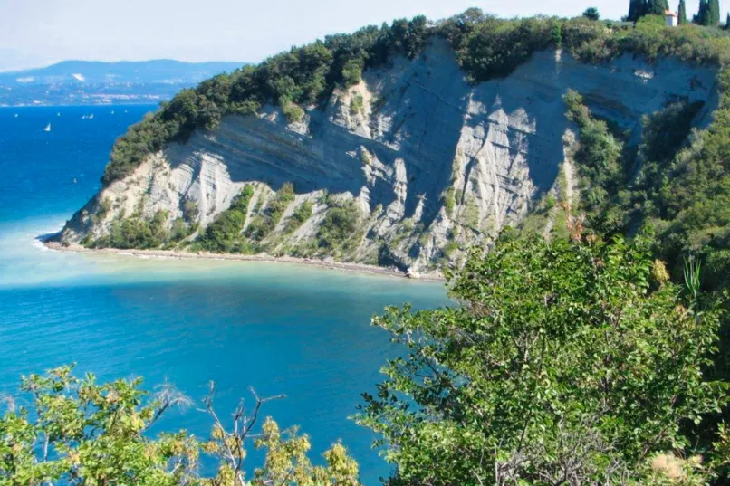 roadtrip Slovenië- Strunjan klif.