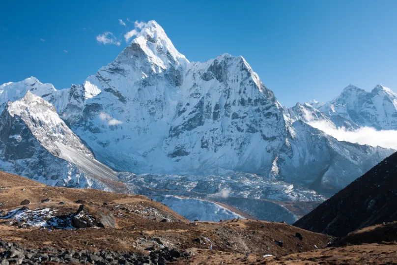 Vliegtickets Nepal - Dingboche bergen.