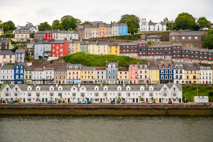 Ierland Cork - kleurrijke huisjes.