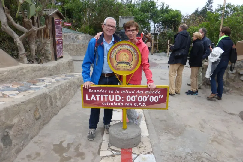 rondreis Ecuador - ervaring koppel bij Mitad del Mundo.