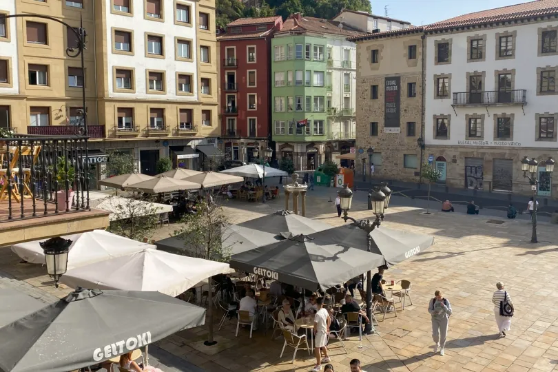 Pleintje in het centrum van Bilbao.