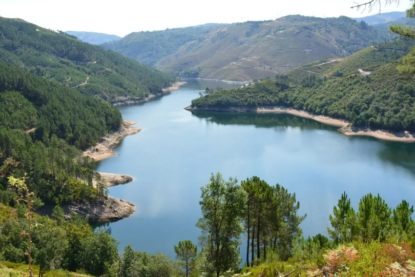 Meer de bergen van Portugal. 