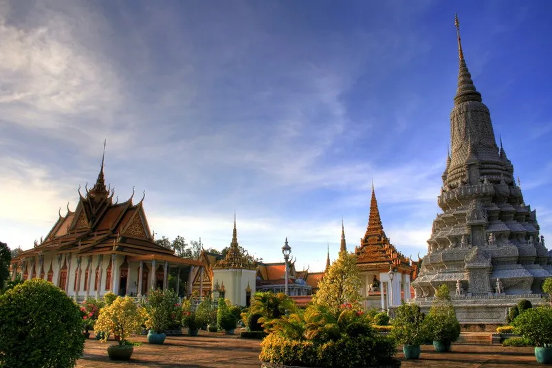 Bijzondere reisroute Cambodja - Koninklijk Paleis in Phnom Penh.