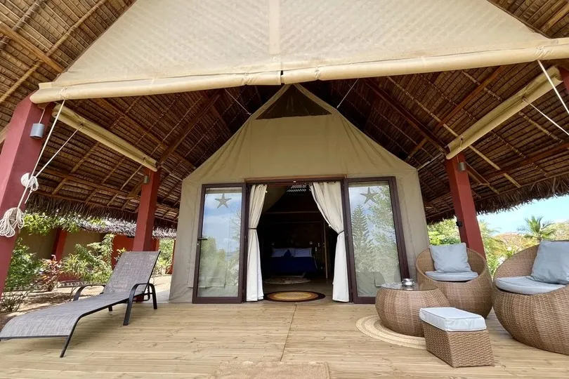 Een lodge in Madagaskar op het strand.