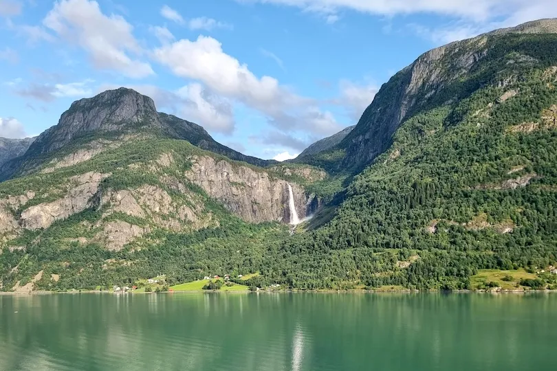 Skjolden waterval Noorwegen