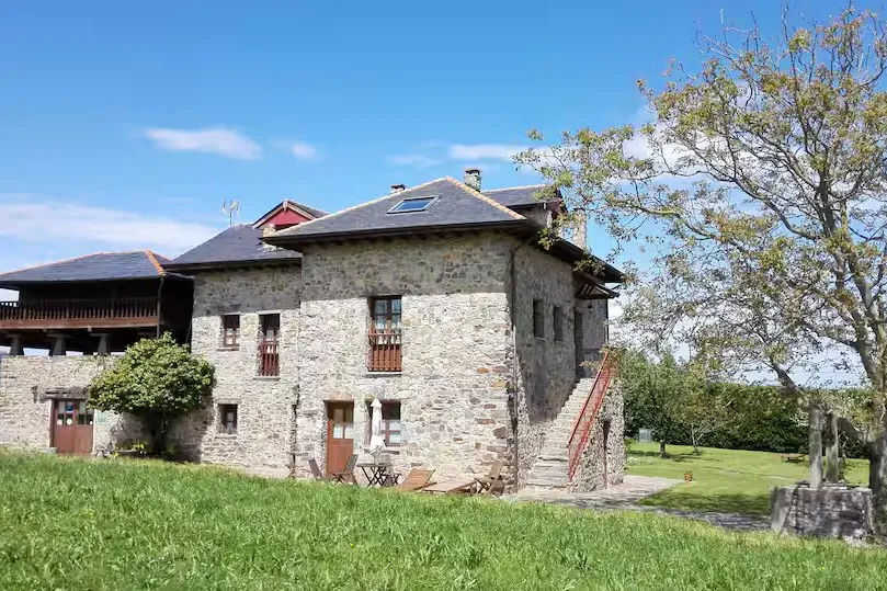 Apartamentos Rurales Ca Xuacu.
