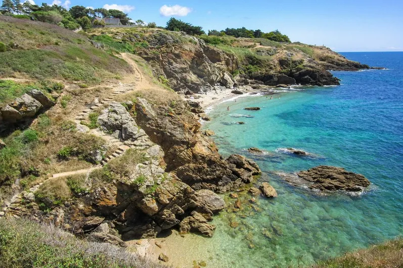Frankrijk Bretagne - Golf van Morbihan met kliffen.