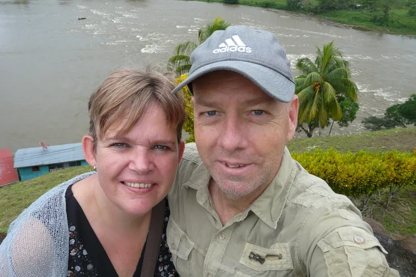 Selfie van koppel op reis in Nicaragua.