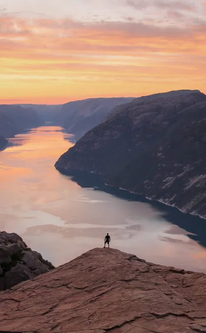 Noorwegen Preikestolen zonsopkomst.