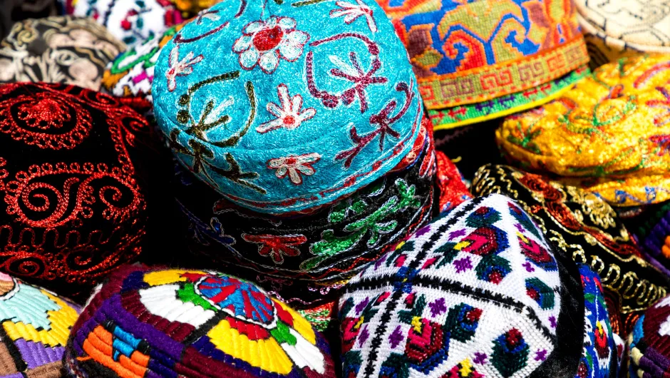 Oezbekistan praktische info Buchara tradiotionele hoed tubeteika