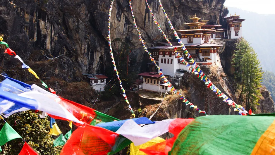 Das Tigers Nest in Bhutan können Reisende bei einer Bhutan Reise besichtigen