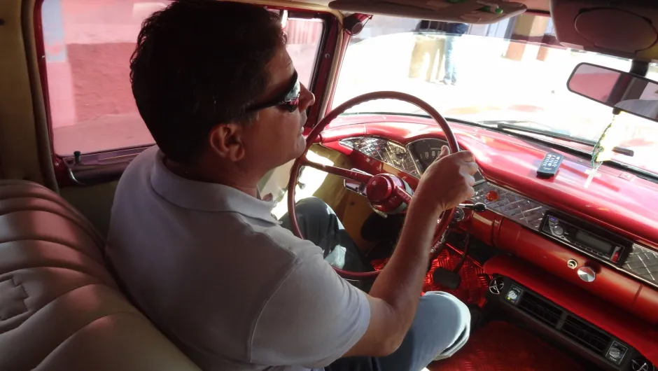 Cuba oldtimer chauffeur