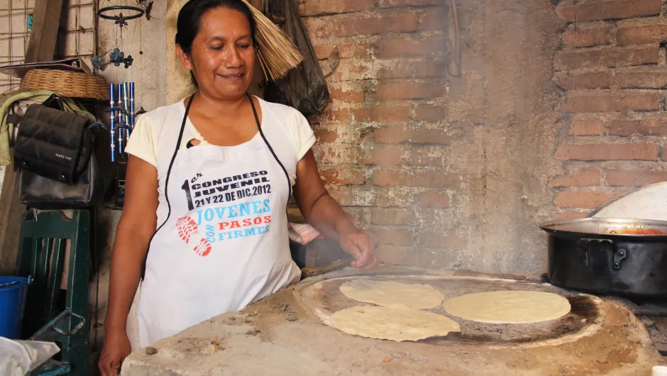Mexico reis voor foodies vrouw tortilla