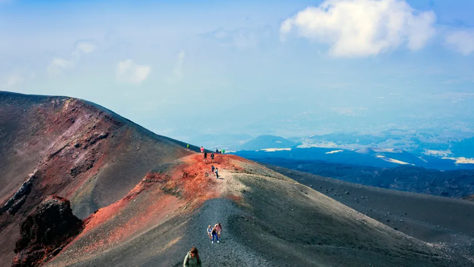 wandelen over Etna met uitzicht