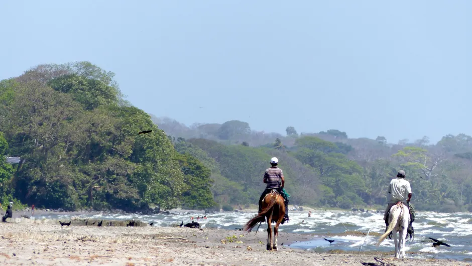 Nicaragua inspiratie Ometepe paardrijden