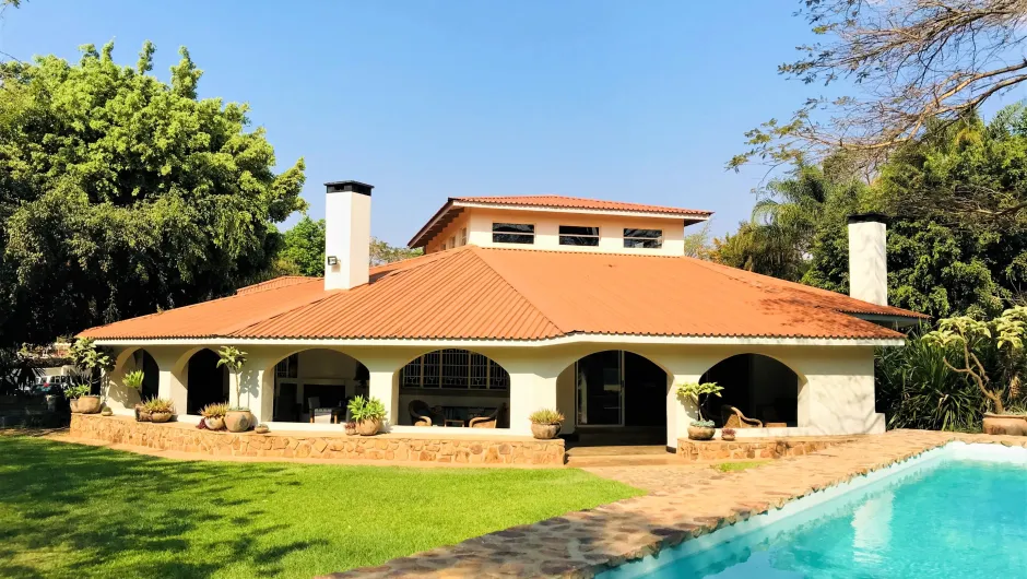 Malawi huis bij zwembad
