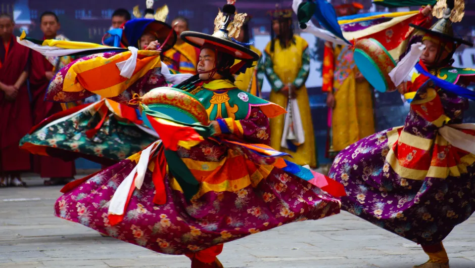 Bhutan cultuur dans, Better Places bestaat 10 jaar 
