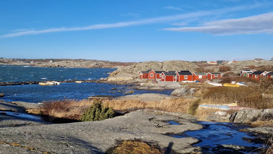 Zweden rode huisjes op Gotland.