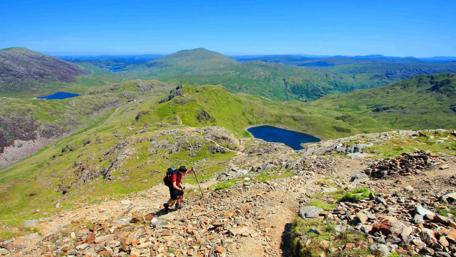 Wandelaar in het Snowdonia Park in Wales.