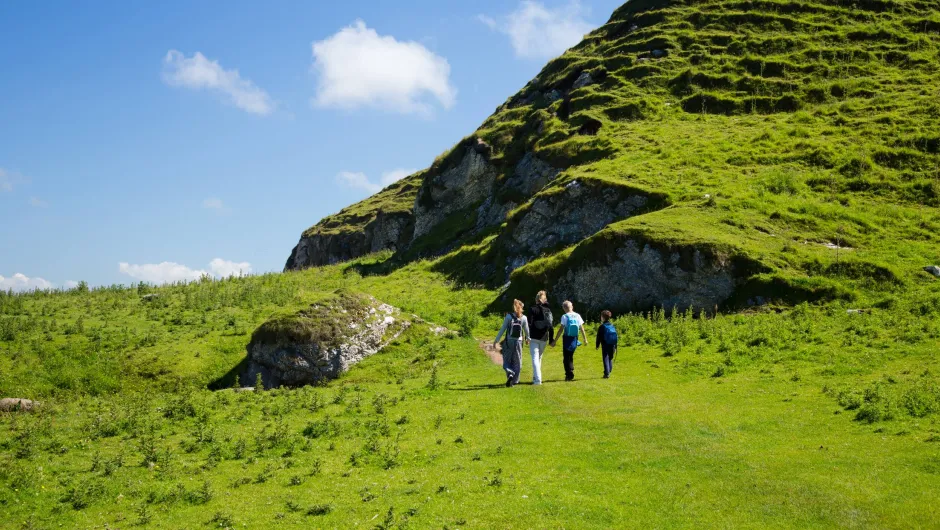 Wandelen in Ierland met kinderen.