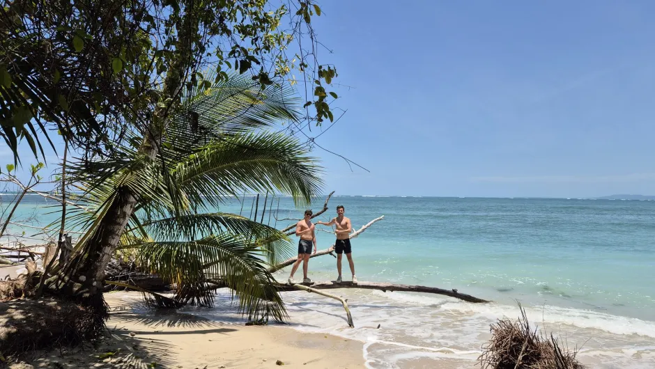 Twee jongens in Costa Rica