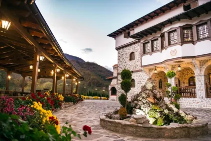 Ethno hotel Mavrovo - Noord-Macedonië.