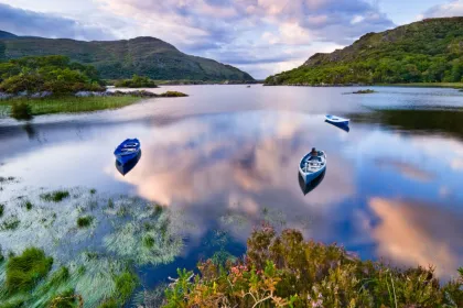 Killarney bootjes in het water.