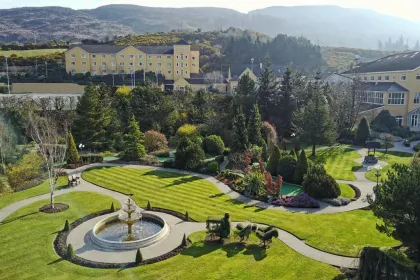 Hotel in Carrickdale.