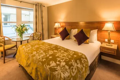 Hotel in westport.