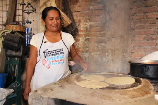 Mexico reis voor foodies vrouw tortilla