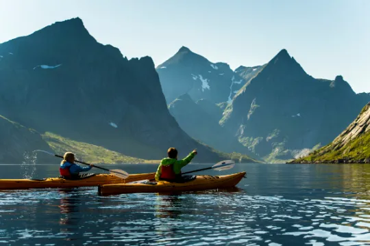 Noorwegen fjorden kanotocht